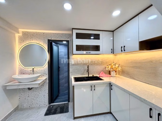 Cần chuyển chỗ học nên bán gấp 