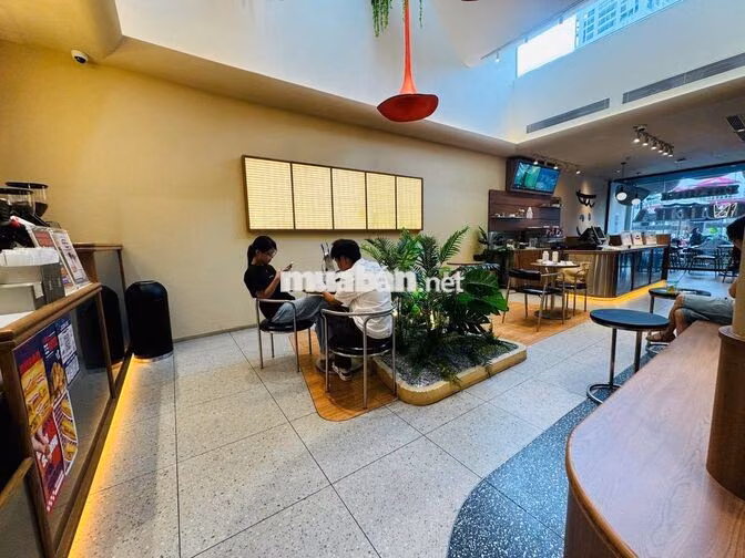 CHO THUÊ NHÀ NGUYÊN CĂN NGAY TRUNG TÂM TÂN PHÚ - DIỆN TÍCH 500m2
