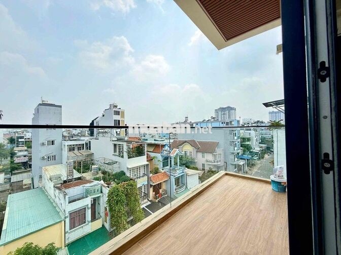 STUDIO BAN CÔNG SIÊU ĐẸP TÂN QUY QUẬN 7