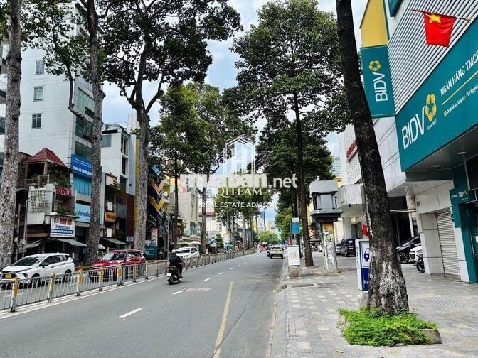 MT NGUYỄN THỊ MINH KHAI QUẬN 1 - 4,5x17m - 4 TẦNG - GIÁ THUÊ: 60 TRIỆU