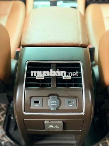 VinFast Lux SA 2.0 Turbo Premium 2019 Đỏ 7 chỗ