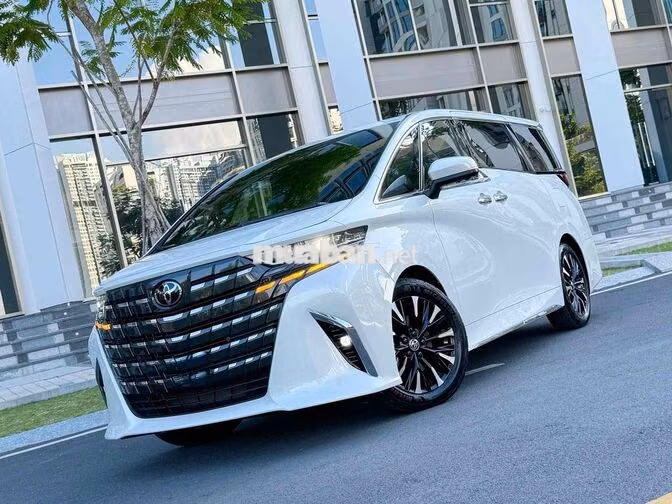 🐦‍🔥 TOYOTA ALPHARD 2025 (Like New)
