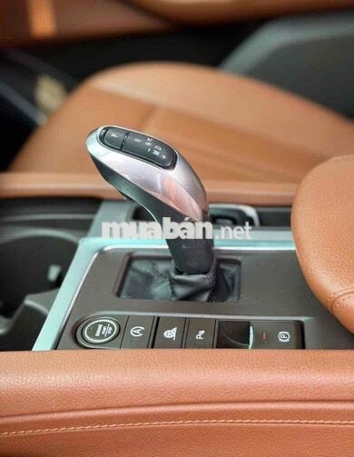 VinFast Lux SA 2.0 Turbo Premium 2019 Đỏ 7 chỗ