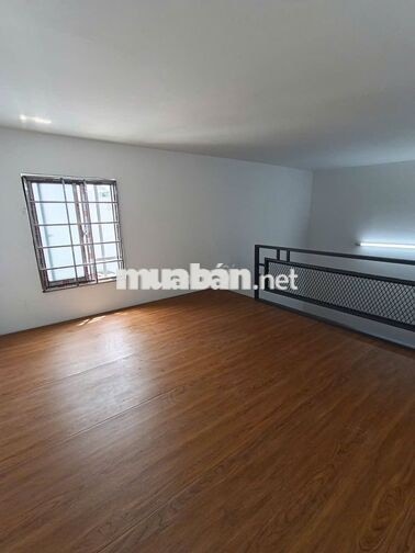 duplex cửa sổ trời mới 100% gần đại học Hùng Vương giá rẻ