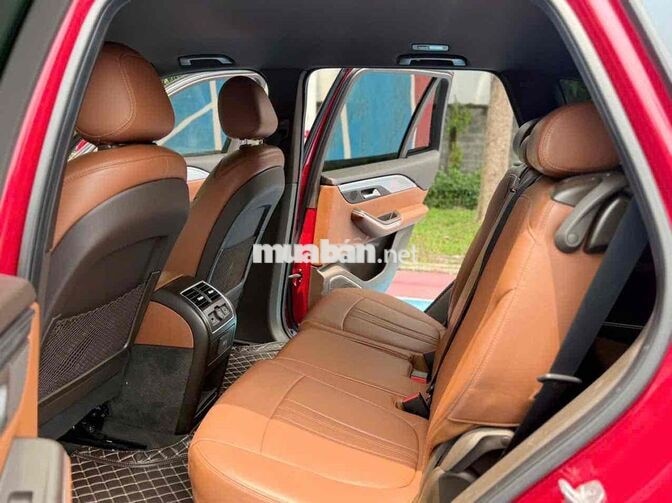 VinFast Lux SA 2.0 Turbo Premium 2019 Đỏ 7 chỗ