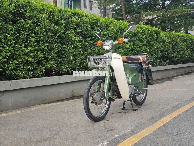 Honda Cub 79 Cánh én đầu hươu Xanh lá