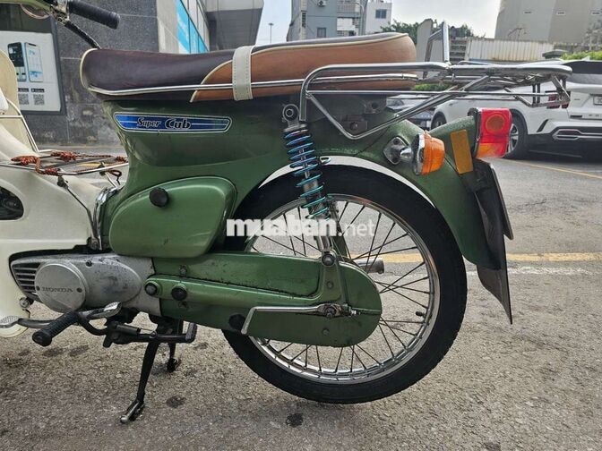Honda Cub 79 Cánh én đầu hươu Xanh lá