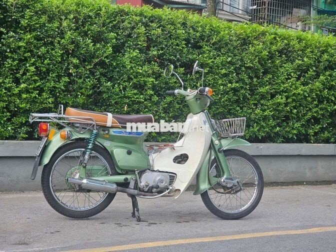 Honda Cub 79 Cánh én đầu hươu Xanh lá