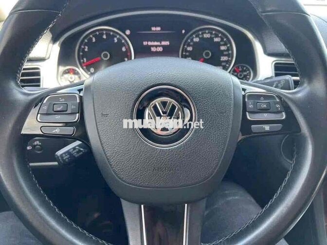 Volkswagen Touareg 3.6L AT 4WD  xe zin chuẩn đẹp