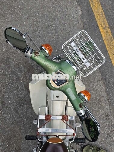 Honda Cub 79 Cánh én đầu hươu Xanh lá
