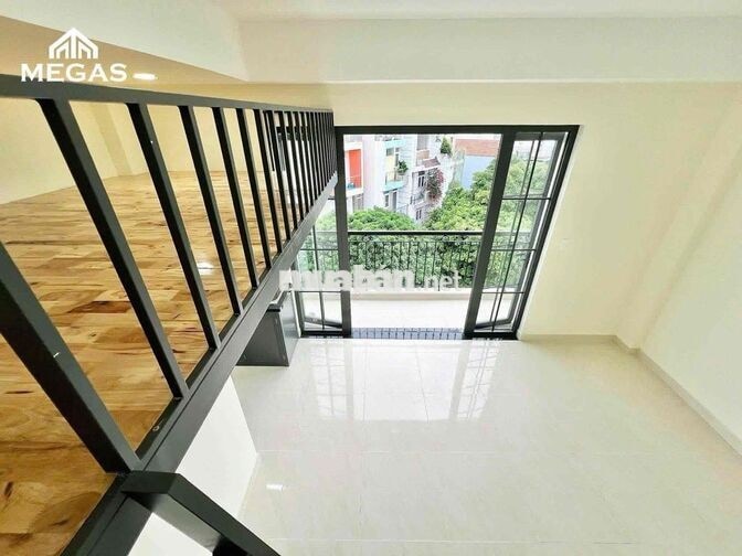 Duplex ban công 30m2 ngay Dương Quảng Hàm