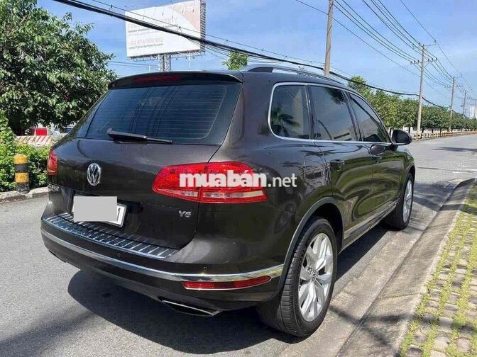 Volkswagen Touareg 3.6L AT 4WD  xe zin chuẩn đẹp