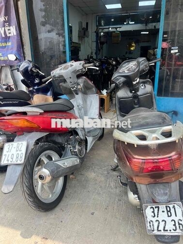 Honda Lead Đỏ