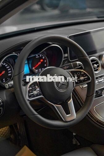 Mercedes C200 Exclusive 2020 Trắng 31.000 miles