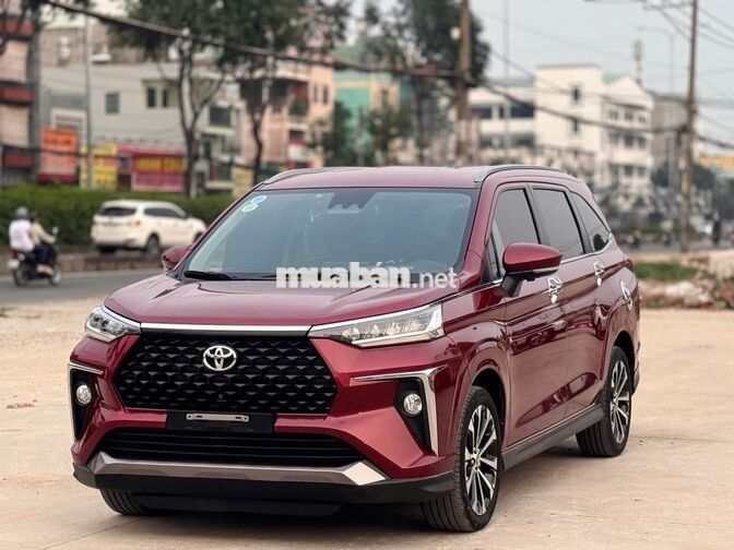Toyota Veloz TOP 2023 Đỏ 27000 km