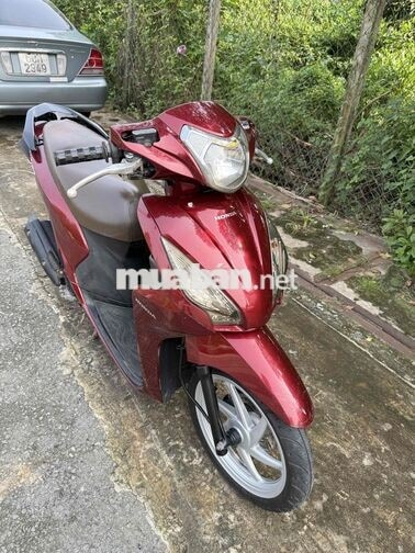 Honda Vision 2015 màu Đỏ