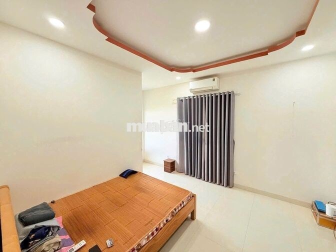 NHÀ SÂN VƯỜN - KHU PHÍA NAM NHA TRANG - 4 PHÒNG NGỦ - FULL NỘI THẤT