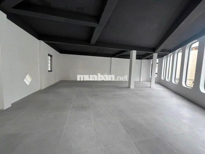 Văn phòng spa 5G Nguyễn Đình Chiểu, Q1. Dt: 12x10m, Kc: trệt 2 lầu
