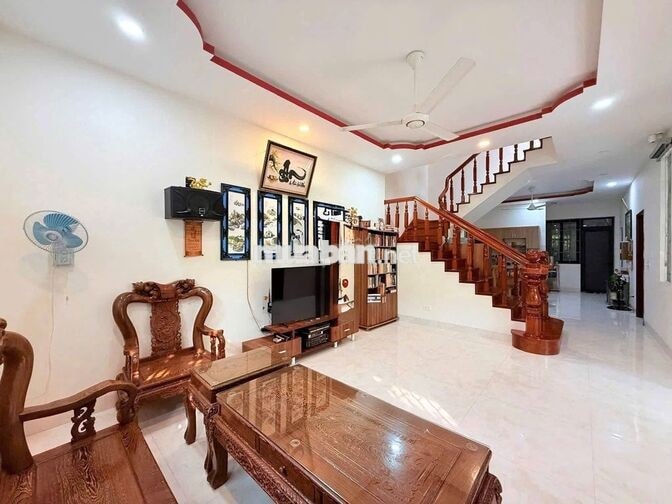 NHÀ SÂN VƯỜN - KHU PHÍA NAM NHA TRANG - 4 PHÒNG NGỦ - FULL NỘI THẤT