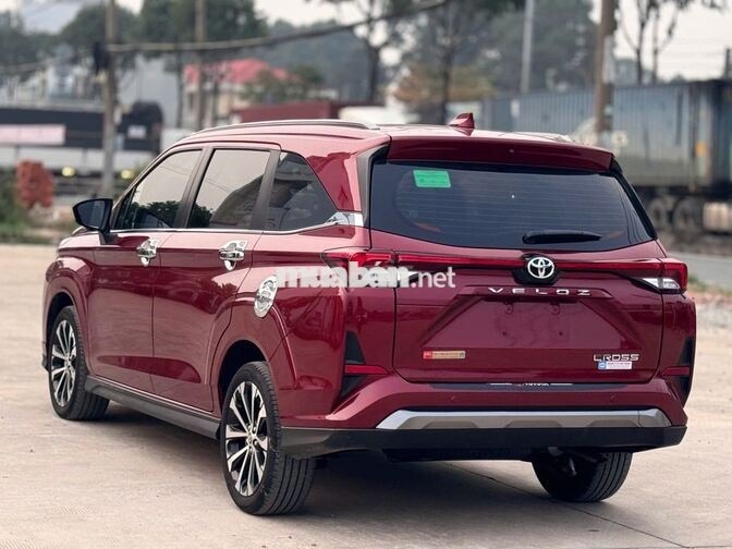 Toyota Veloz TOP 2023 Đỏ 27000 km