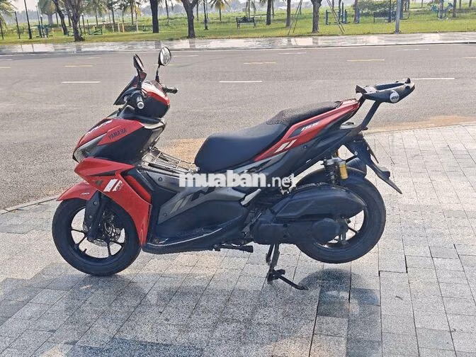 Yamaha NVX 155 v2 Đỏ