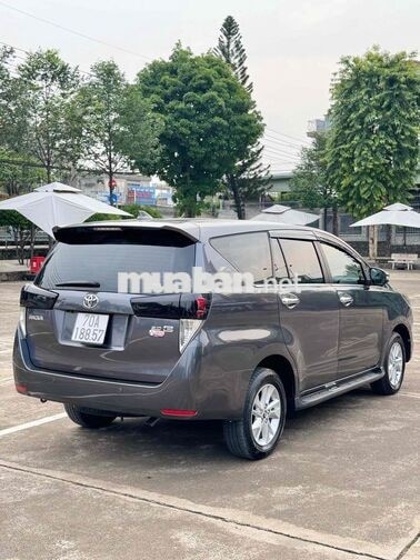 Toyota Innova 2019 Xám 7 chỗ ghế da