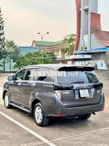 Toyota Innova 2019 Xám 7 chỗ ghế da