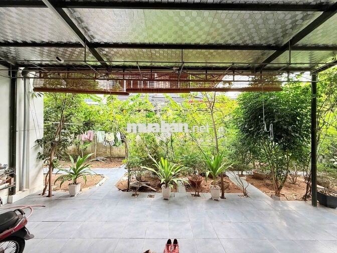 NHÀ SÂN VƯỜN - KHU PHÍA NAM NHA TRANG - 4 PHÒNG NGỦ - FULL NỘI THẤT