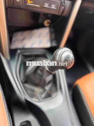 Toyota Innova 2019 Xám 7 chỗ ghế da