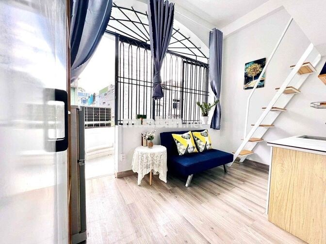 PHÒNG DUPLEX BAN CÔNG SIÊU HIẾM GIÁ TỐT NGAY ĐỐI DIỆN ETOWN CỘNG HOÀ 🔥