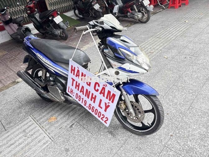 Yamaha Novo 5 Xanh Trắng
