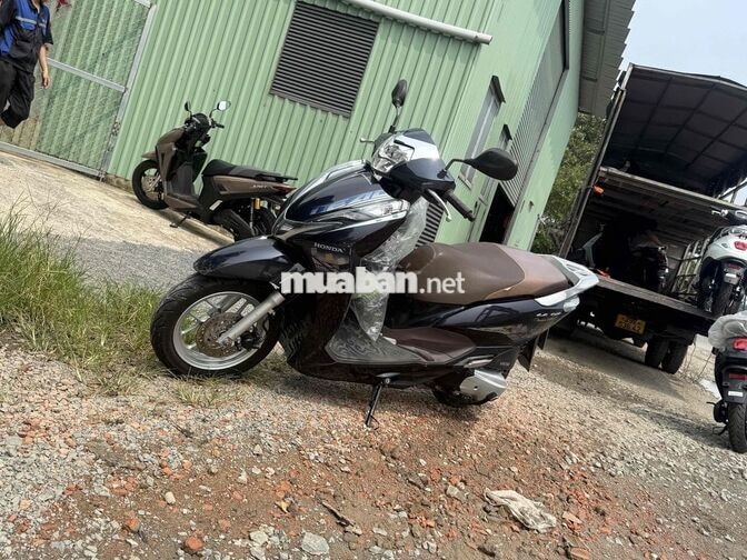 🍅✈️Honda Lead Premium Edition Đen biển Sg siu đẹp