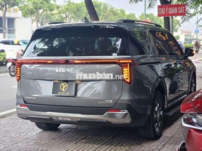 Kia Carnival 1.6 Turbo HEV Signature 2025 Xám