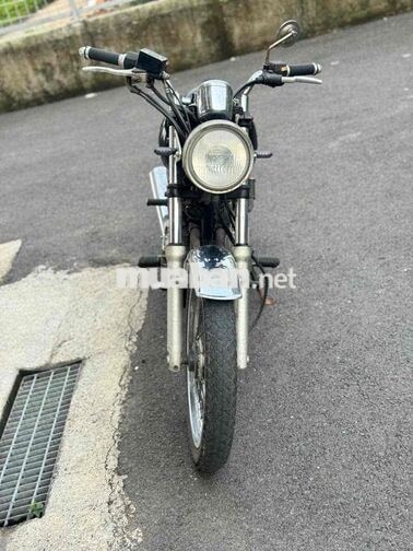 Suzuki 250 Đen Xe côn tay