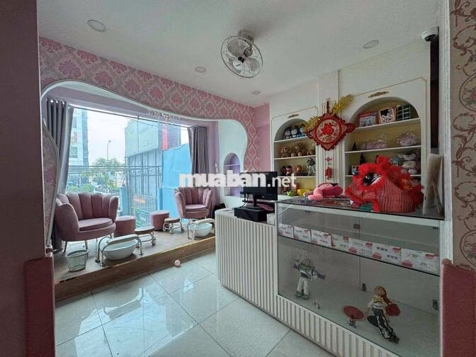 Cho thuê mặt bằng văn phong cộng hoà
