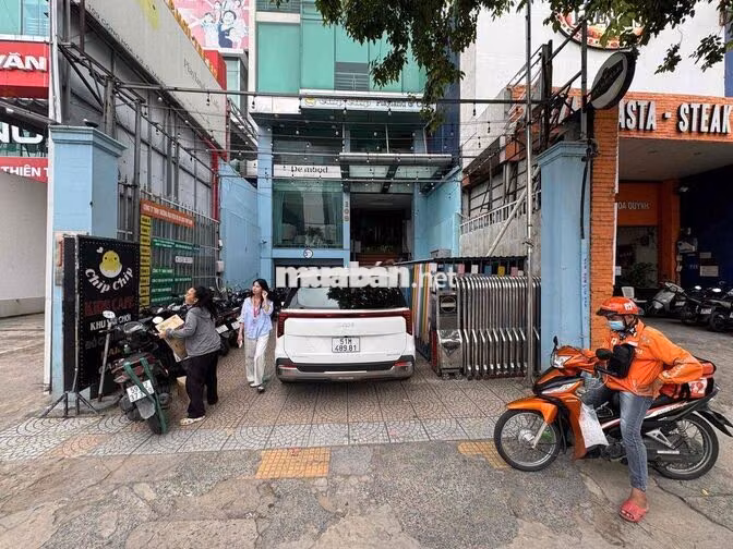 Cho thuê mặt bằng văn phong cộng hoà