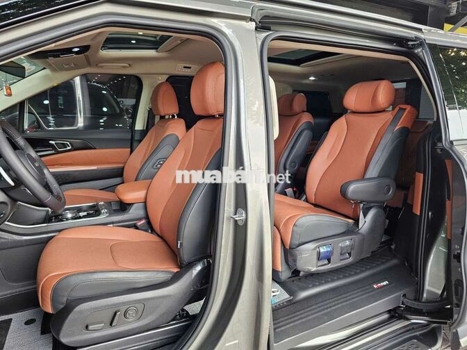 Kia Carnival 1.6 Turbo HEV Signature 2025 Xám