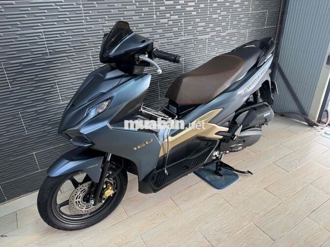 Honda Air Blade 160 2025 Xanh nhám 5.000 km