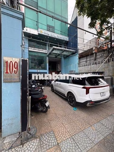 Cho thuê mặt bằng văn phong cộng hoà