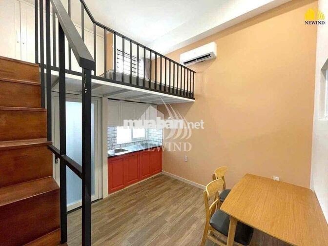 Duplex Cửa Sổ Thoáng Full Nội Thất Ngay Công Viên Làng Hoa