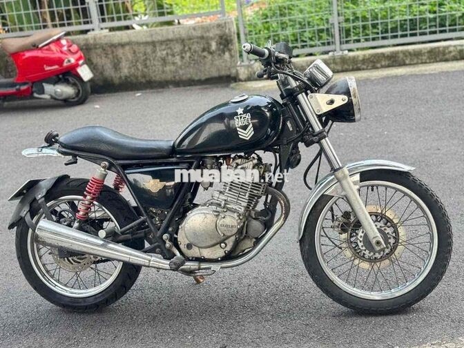 Suzuki 250 Đen Xe côn tay