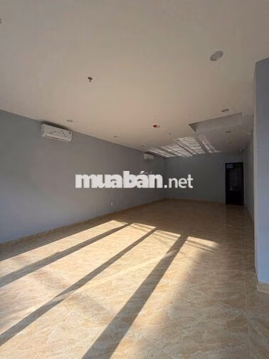 Cho Thuê Mặt Bằng Khu Mỹ An - Đông khách qua lại