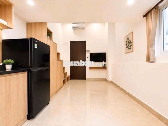 DUPLEX BAN CONG TRỤC ĐƯỜNG NGUYỄN VĂN LINH , GẦN ĐH NGUYỄN TẤT THÀNH