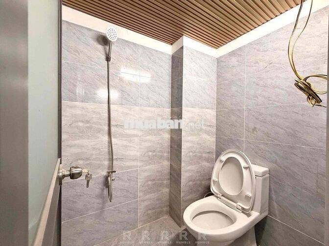 KHAI TRƯƠNG CHDV - ĐI BỘ QUA ĐH IUH NGUYỄN VĂN DUNG