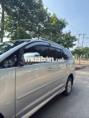 Toyota Innova G 2.0MT 2009 Bạc