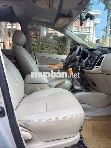 Toyota Innova G 2.0MT 2009 Bạc