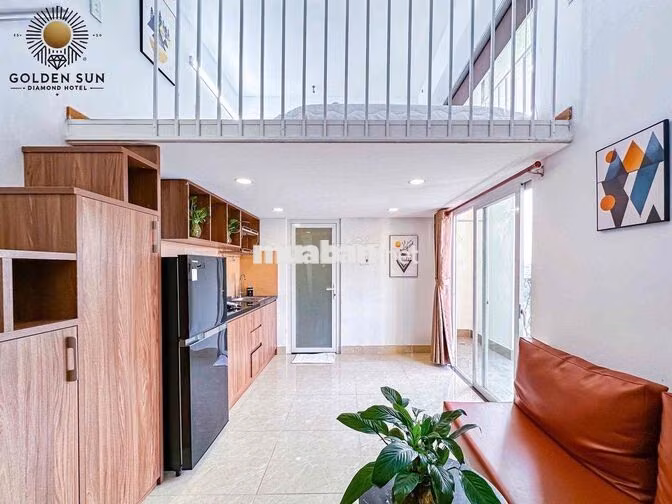 DUPLEX BAN CONG TRỤC ĐƯỜNG NGUYỄN VĂN LINH , GẦN ĐH NGUYỄN TẤT THÀNH