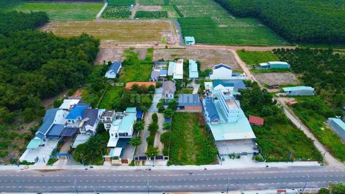 Bán gấp lô đất sát KCN Becamex Bình Phước, kế bên TTHC Chơn Thành