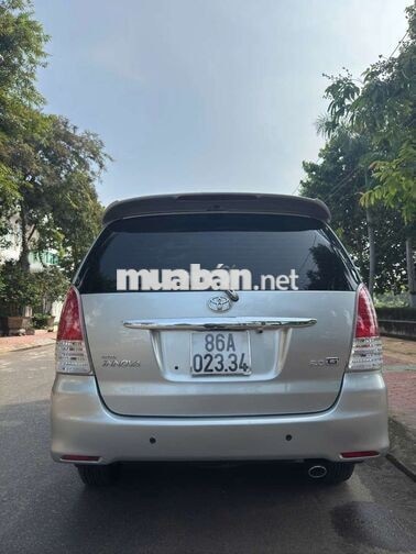 Toyota Innova G 2.0MT 2009 Bạc