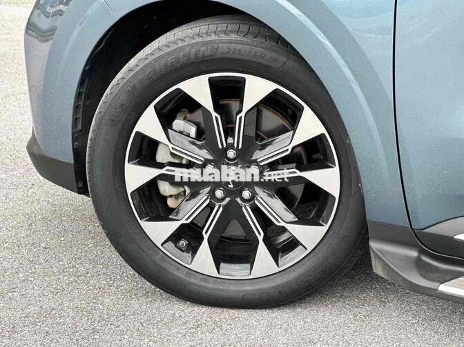 KIA Carnival Signature full dầu 2024 xanh cực đẹp